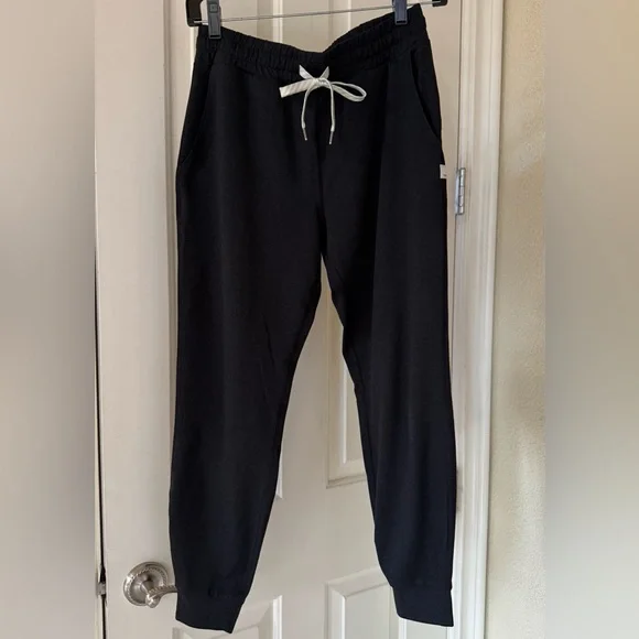 Vuori Performance Jogger XS - Picture 2 of 9